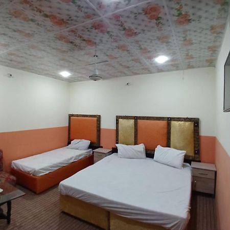 New Pak Royal Hotel Lahore Eksteriør bilde