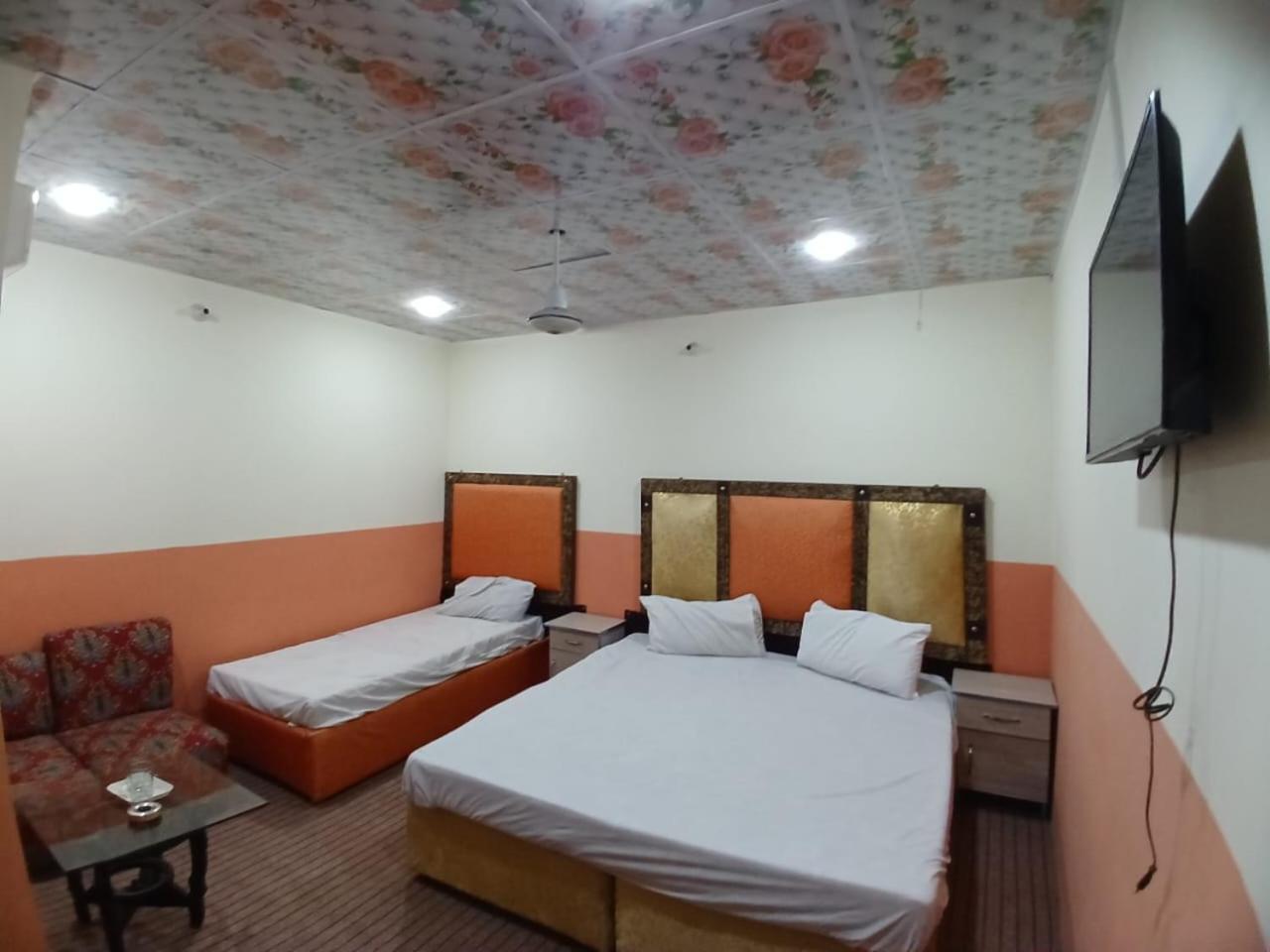 New Pak Royal Hotel Lahore Eksteriør bilde